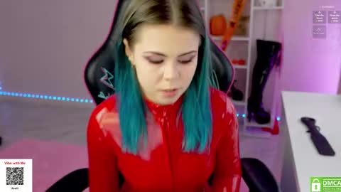 Alice online show from 10/22/25, 12:16