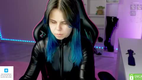 Alice online show from 11/21/25, 04:27