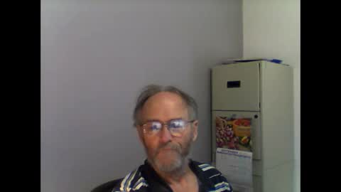 Snapshot of helopilot01 chatting on 09/21/25, 05:47 helopilot01 online show from 09/21/25, 05:47