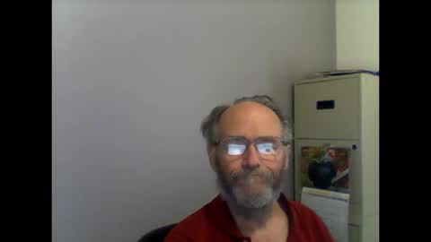Snapshot of helopilot01 chatting on 10/18/25, 05:46 helopilot01 online show from 10/18/25, 05:46