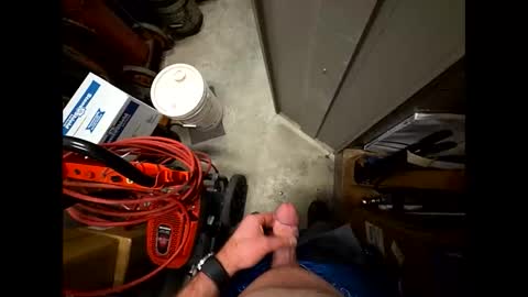 Snapshot of helpmestroke88 chatting on 11/26/25, 06:31 helpmestroke88 online show from 11/26/25, 06:31