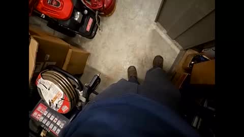 Snapshot of helpmestroke88 chatting on 04/01/26, 10:27 helpmestroke88 online show from 04/01/26, 10:27