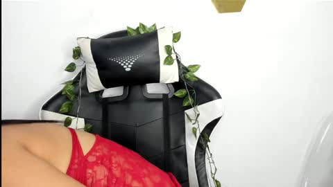 heluehorny13 online show from 01/18/25, 08:31