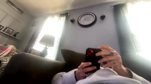 Snapshot of hemi12345 chatting on 02/18/25, 03:43 hemi12345 online show from 02/18/25, 03:43