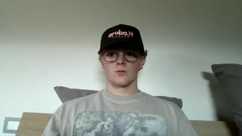 Snapshot of henrietje chatting on 06/15/26, 06:21 henrietje online show from 06/15/26, 06:21
