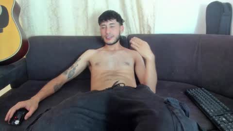 Snapshot of henrik_senn chatting on 09/20/25, 10:55 henrik_senn online show from 09/20/25, 10:55