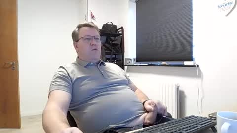 Snapshot of henrikrp1971 chatting on 01/24/25, 12:10 henrikrp1971 online show from 01/24/25, 12:10