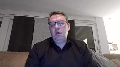 Snapshot of henrikrp1971 chatting on 01/12/26, 11:10 henrikrp1971 online show from 01/12/26, 11:10