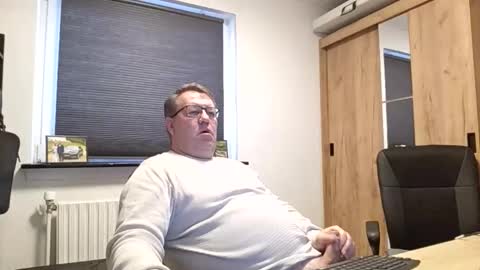 Snapshot of henrikrp1971 chatting on 02/09/26, 01:59 henrikrp1971 online show from 02/09/26, 01:59
