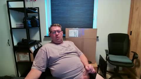 Snapshot of henrikrp1971 chatting on 02/27/26, 01:55 henrikrp1971 online show from 02/27/26, 01:55