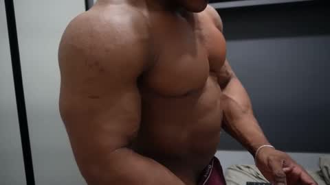 Henri online show from 11/27/25, 11:18