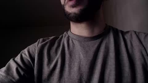 Snapshot of henryaxe chatting on 01/18/26, 12:53 HenryAxe online show from 01/18/26, 12:53