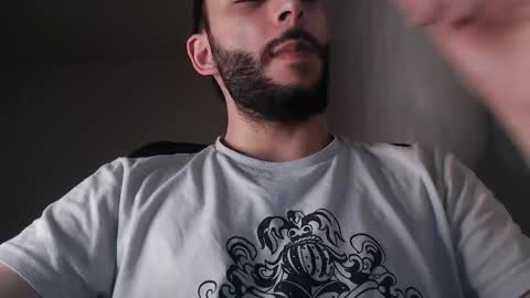 Snapshot of henryaxe chatting on 03/08/26, 12:31 HenryAxe online show from 03/08/26, 12:31