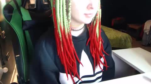 Snapshot of hentaishiing chatting on 03/15/26, 06:25 Hentaishiing online show from 03/15/26, 06:25