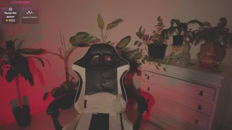 Hello I am Valentina independent Colombian model I love sensuality and pleasure welcome online show from 09/21/25, 03:41