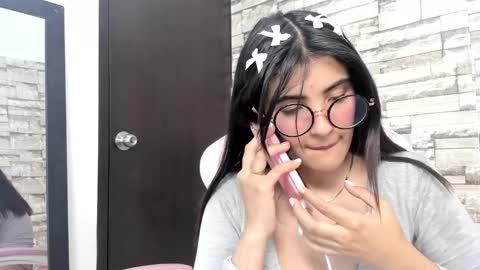 hera_elis online show from 12/30/24, 07:42