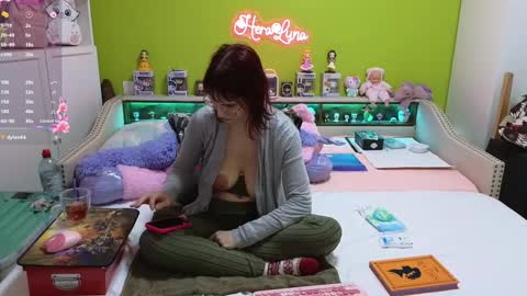 Snapshot of heraluna_ chatting on 02/03/26, 09:53 HeraLuna online show from 02/03/26, 09:53