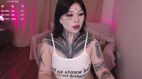 Snapshot of herbal_helpmepls chatting on 03/01/26, 08:00 dirty Diana online show from 03/01/26, 08:00