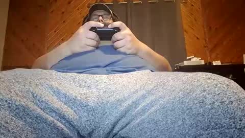 Snapshot of hereforbootyyy chatting on 11/16/25, 01:00 Hereforbootyyyy online show from 11/16/25, 01:00