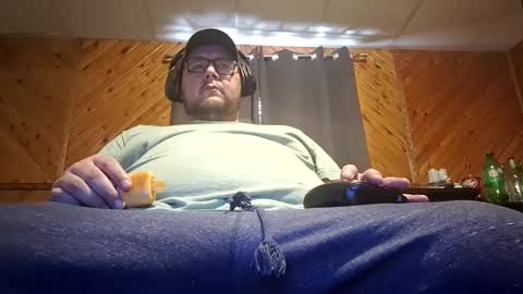 Snapshot of hereforbootyyy chatting on 03/15/26, 03:18 Hereforbootyyyy online show from 03/15/26, 03:18