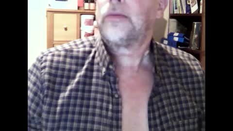 Snapshot of hereford66 chatting on 02/24/25, 08:27 hereford66 online show from 02/24/25, 08:27