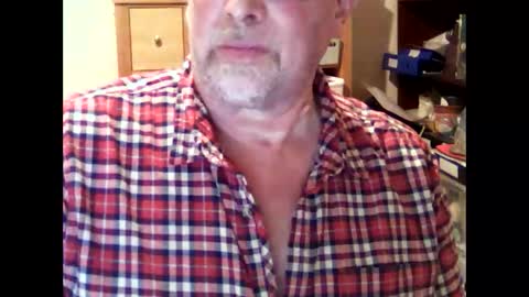 Snapshot of hereford66 chatting on 11/22/25, 10:09 hereford66 online show from 11/22/25, 10:09