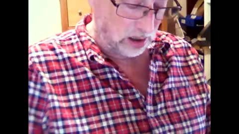 Snapshot of hereford66 chatting on 04/06/26, 02:18 hereford66 online show from 04/06/26, 02:18