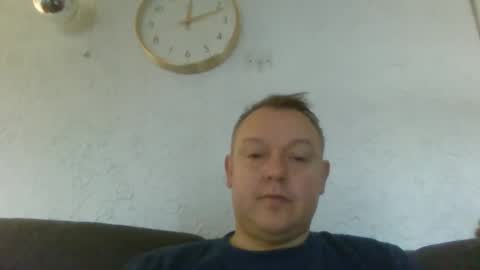 Snapshot of heretoserveyouall chatting on 12/24/24, 12:11 heretoserveyouall online show from 12/24/24, 12:11