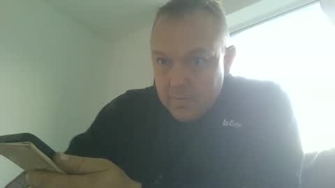 Snapshot of heretoserveyouall chatting on 10/20/25, 04:07 heretoserveyouall online show from 10/20/25, 04:07