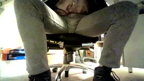 hering76 online show from 12/27/24, 08:13