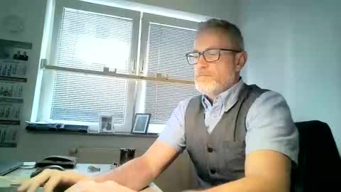 hering76 online show from 05/29/26, 06:22