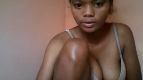 Snapshot of herisse01 chatting on 05/14/26, 08:43 herisse01 online show from 05/14/26, 08:43