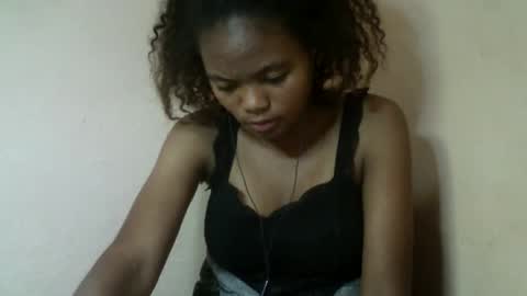 Snapshot of herisse01 chatting on 05/19/26, 01:56 herisse01 online show from 05/19/26, 01:56