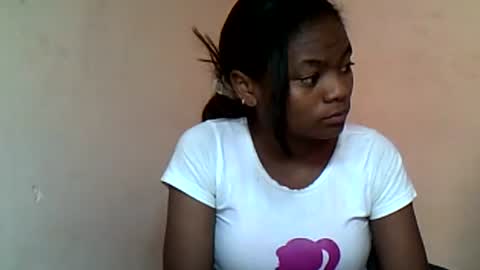 herisse01 online show from 06/23/26, 05:49