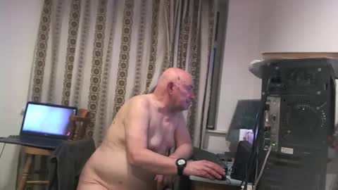 mature online show from 01/16/26, 09:52