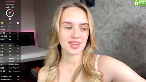 Snapshot of hermiladziekan chatting on 10/24/25, 08:22 Sylvia online show from 10/24/25, 08:22