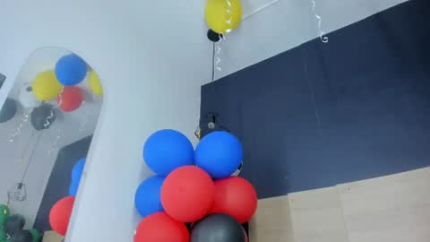 hermione_brown online show from 06/24/26, 12:04