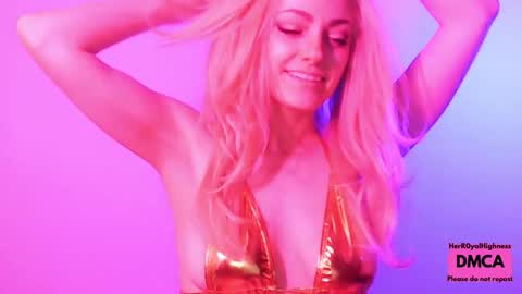 Snapshot of herr0yalhighness chatting on 03/29/26, 08:42 Holly online show from 03/29/26, 08:42