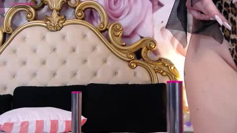 Hessy online show from 12/14/25, 07:25