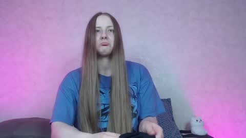 Hesssa Prime time  The broadcasts start at 3am and 3 pm London time  online show from 02/09/25, 02:40