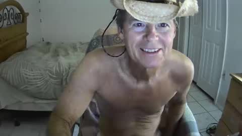 hewes1 online show from 02/24/25, 09:32