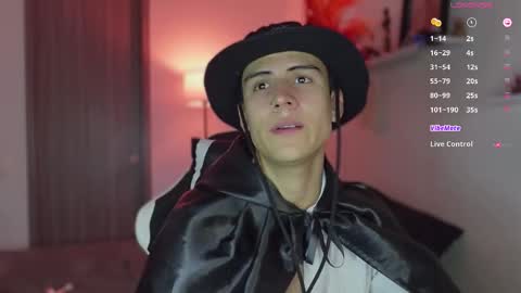 hey_cesard online show from 10/31/25, 11:28