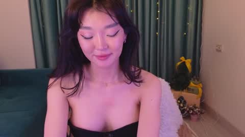 Snapshot of hey_herbal chatting on 01/02/25, 06:12 Audrey online show from 01/02/25, 06:12