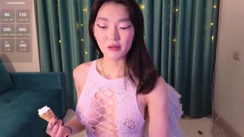 Snapshot of hey_herbal chatting on 01/22/25, 02:46 Audrey online show from 01/22/25, 02:46