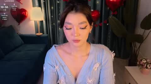 Snapshot of hey_herbal chatting on 02/14/25, 02:54 Audrey online show from 02/14/25, 02:54