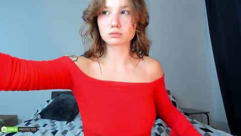 Snapshot of hey_tyankaaaa chatting on 09/09/25, 10:53 Bella 3 online show from 09/09/25, 10:53