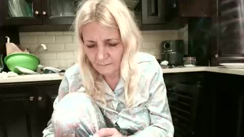 Heyheygrey online show from 11/04/25, 05:50