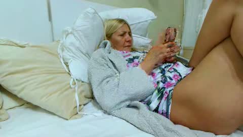 Heyheygrey online show from 11/15/25, 06:48