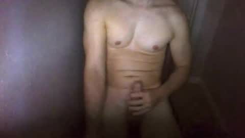 Snapshot of heynow101010 chatting on 12/20/25, 02:07 heynow101010 online show from 12/20/25, 02:07