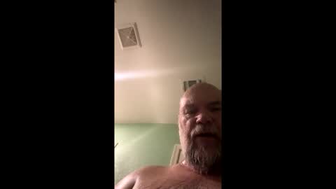 Snapshot of hghredu chatting on 02/06/26, 01:10 Hghredu online show from 02/06/26, 01:10